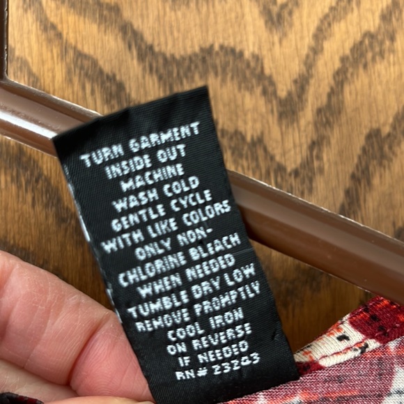 Elegant blouse - Picture 3 of 5